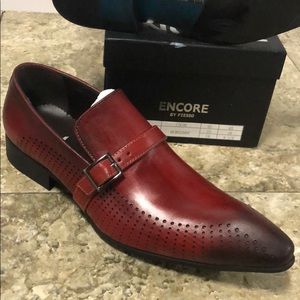 NWB FIESSO ENCORE GENUINE LEATHER BURGUNDY SHOE FI6924